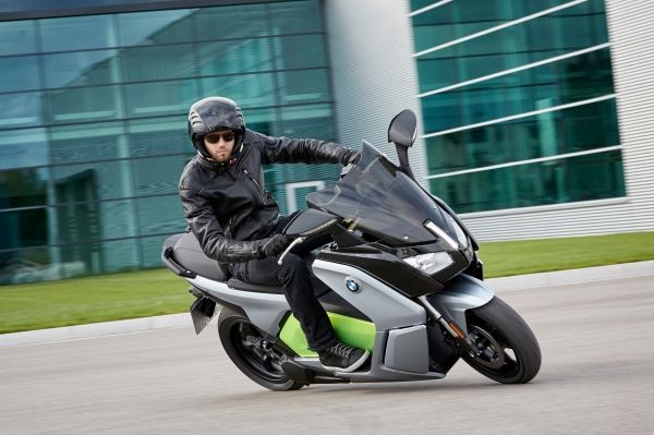 Nov&eacute; BMW C evolution